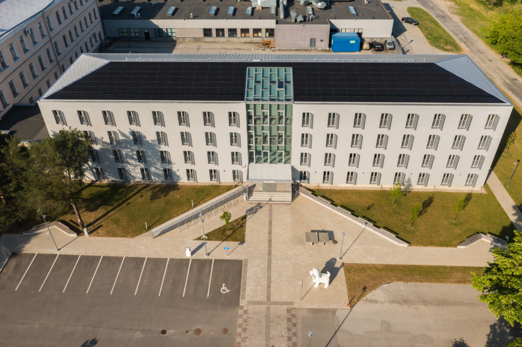 53 kW, Rakvere, päikesepaneelide katusepaigaldus